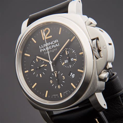 pre owned Panerai Luminor watch